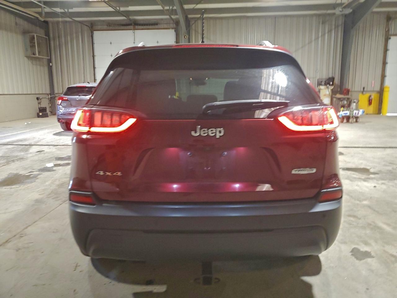 2019 Jeep Cherokee Latitude Plus VIN: 1C4PJMLB3KD364490 Lot: 94304795