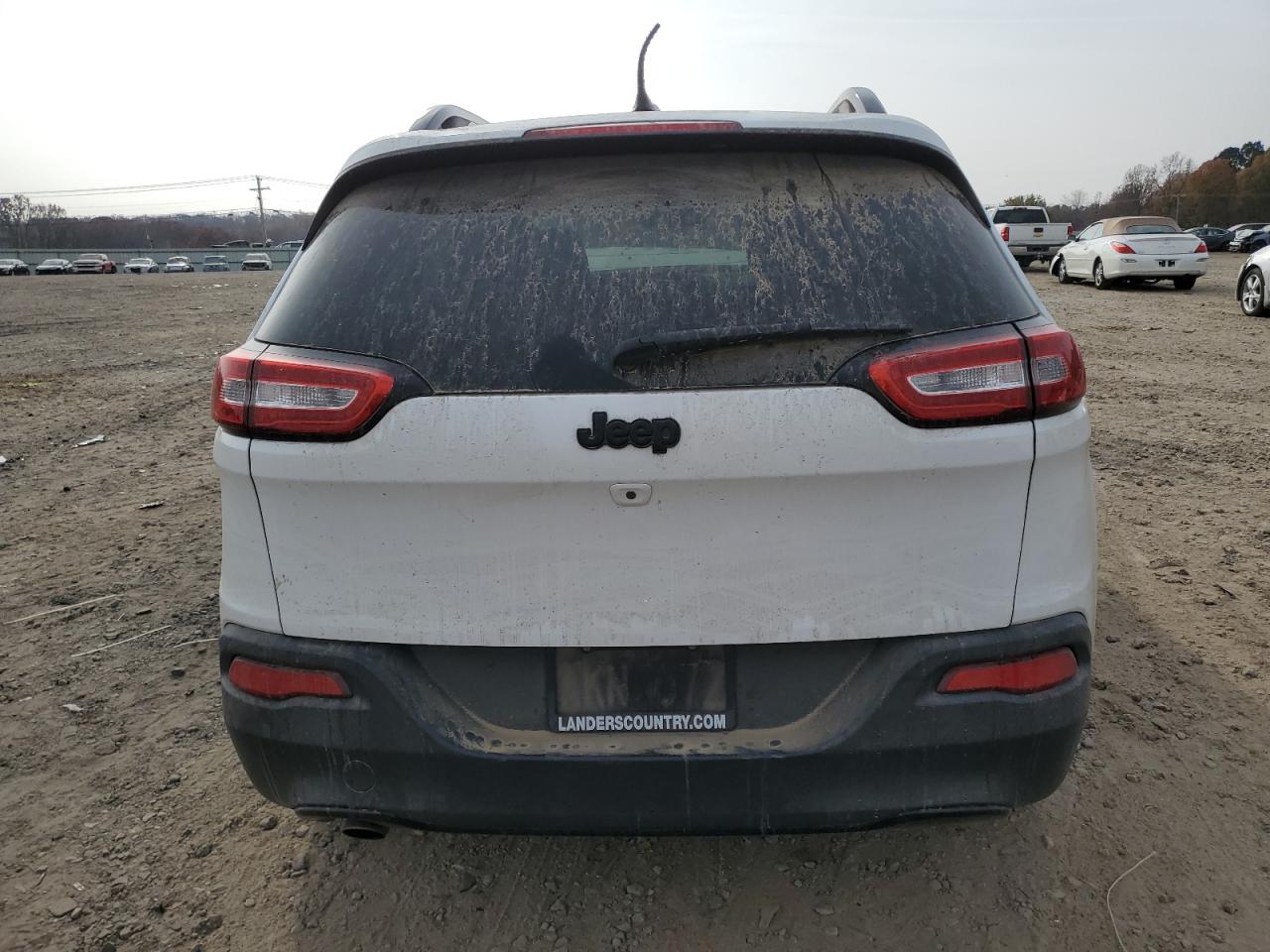 2018 Jeep Cherokee Latitude VIN: 1C4PJLCB0JD557219 Lot: 93528495