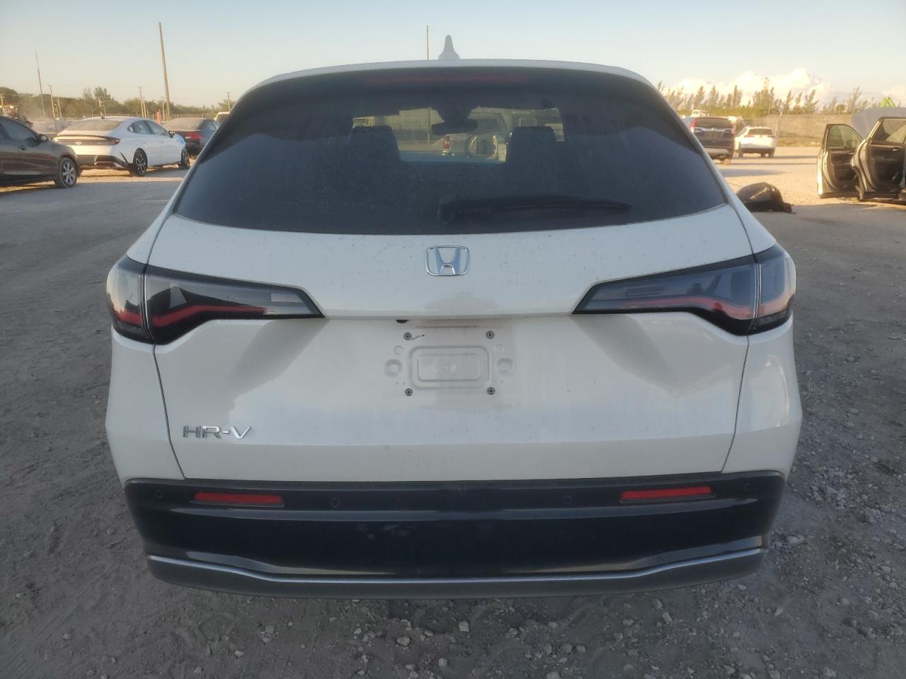 2025 Honda Hr-V Exl VIN: 3CZRZ1H74SM728287 Lot: 92408515