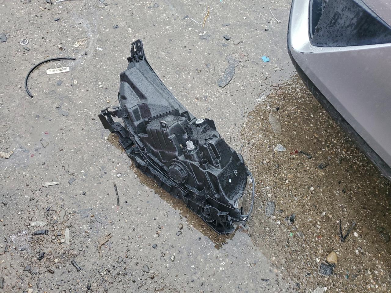 2018 Honda Clarity Touring VIN: JHMZC5F35JC013077 Lot: 93948875