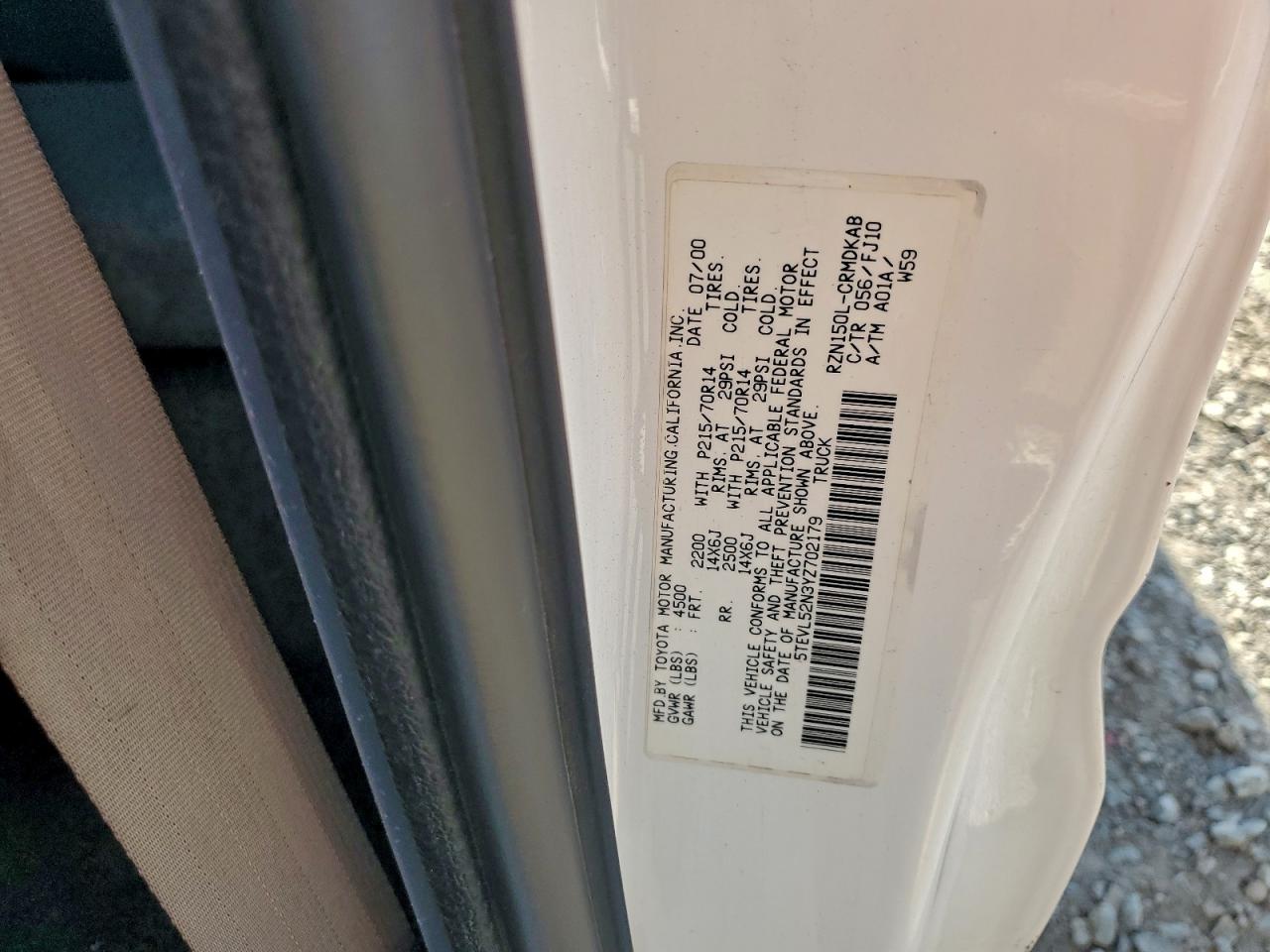 2000 Toyota Tacoma Xtracab VIN: 5TEVL52N3YZ702179 Lot: 94644825