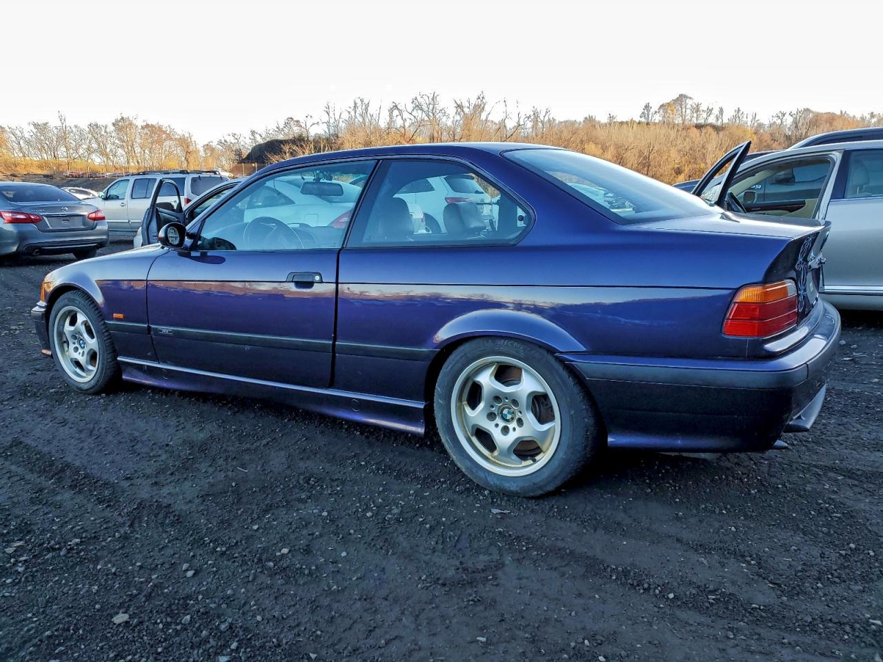 Фото: WBSBG9320VEY74776