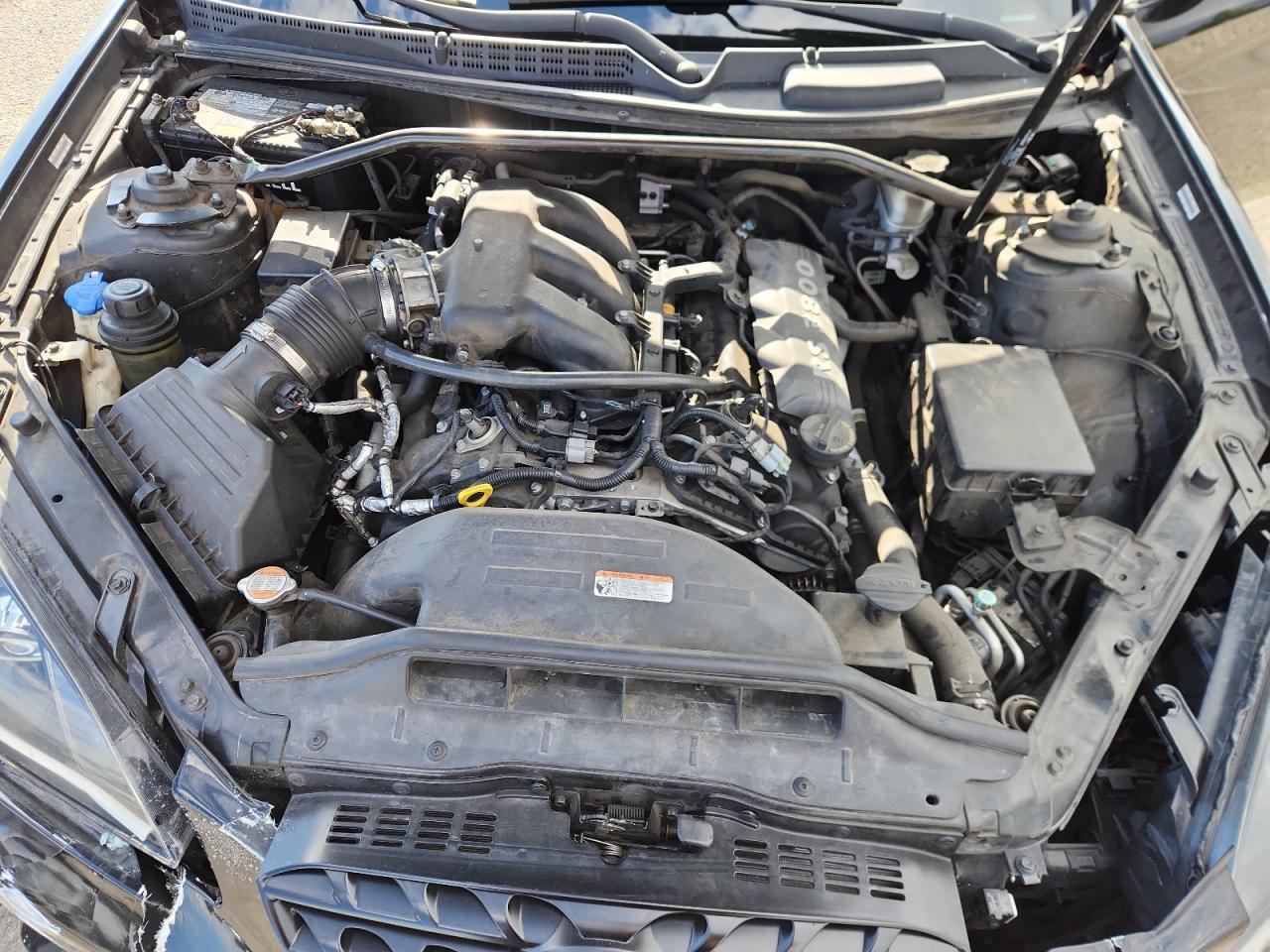 2011 Hyundai Genesis Coupe 3.8L VIN: KMHHU6KH0BU055021 Lot: 93375515