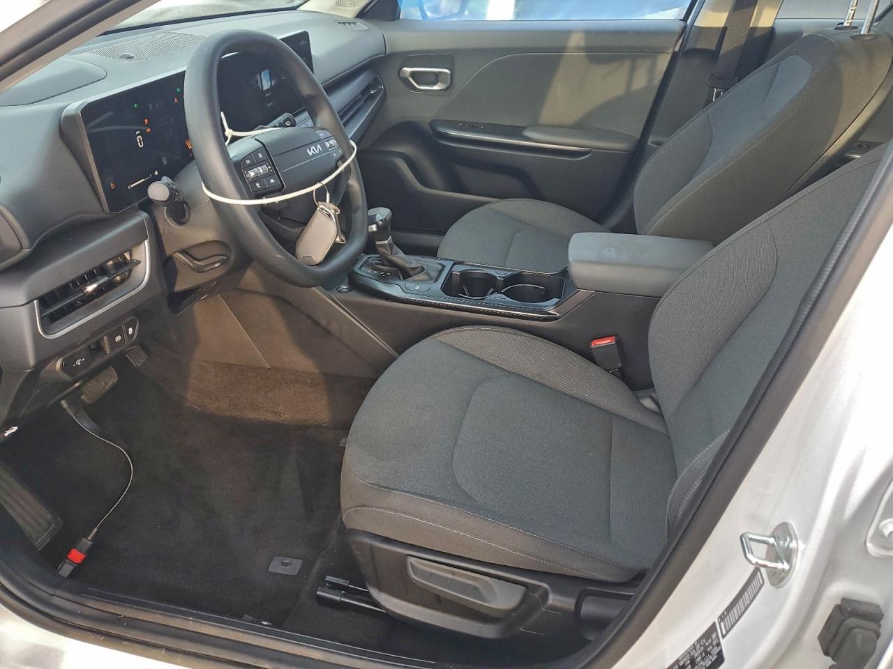 2025 Kia K4 Lx VIN: 3KPFT4DE1SE020914 Lot: 93760135