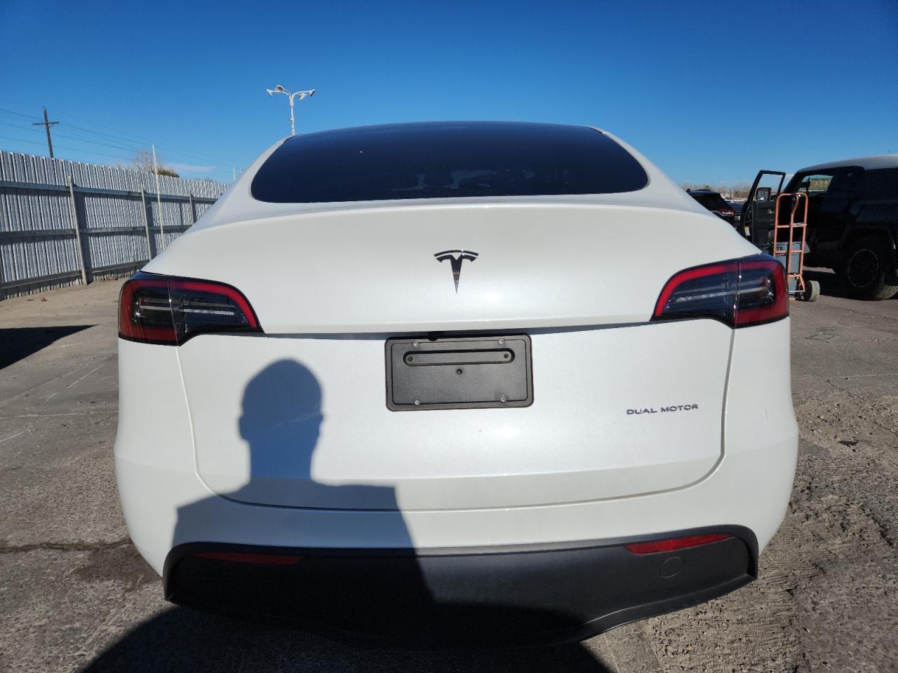 2023 Tesla Model Y VIN: 7SAYGDEE4PF876787 Lot: 93383515
