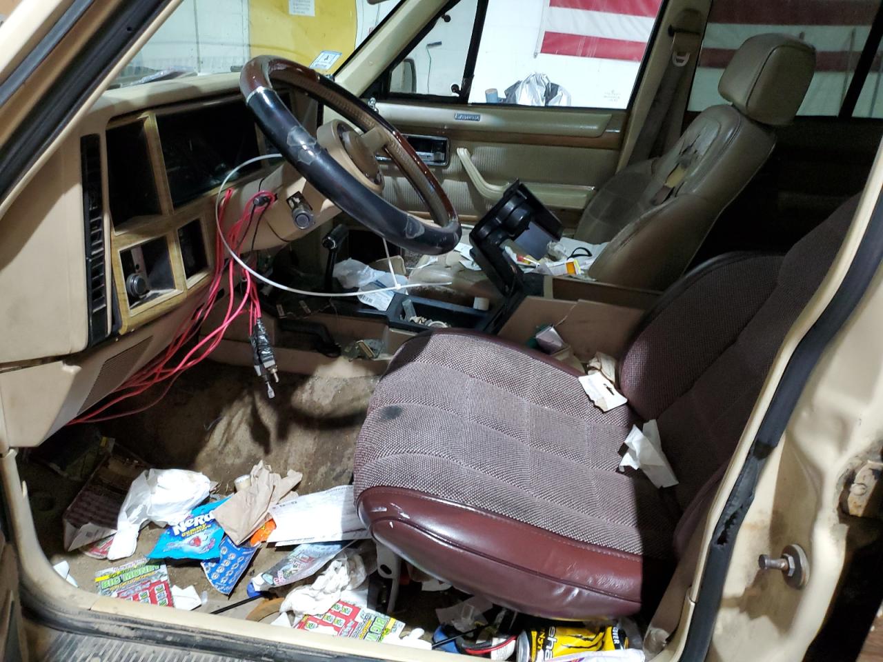 1989 Jeep Wagoneer Limited VIN: 1J4FN78L3KL488231 Lot: 93069815