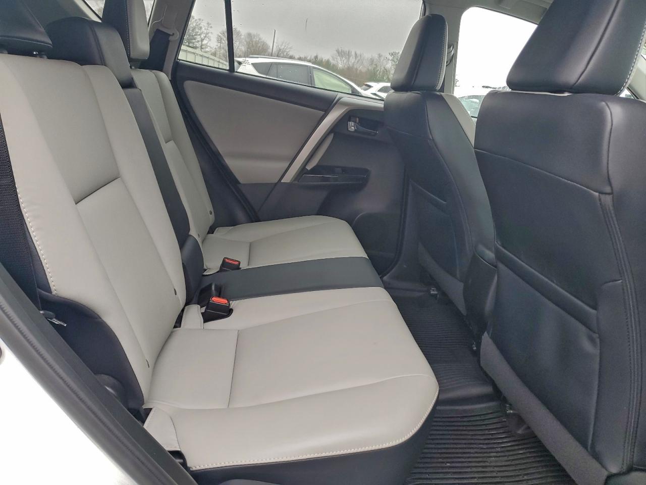 2017 Toyota Rav4 Limited VIN: 2T3DFREV1HW687733 Lot: 94444285