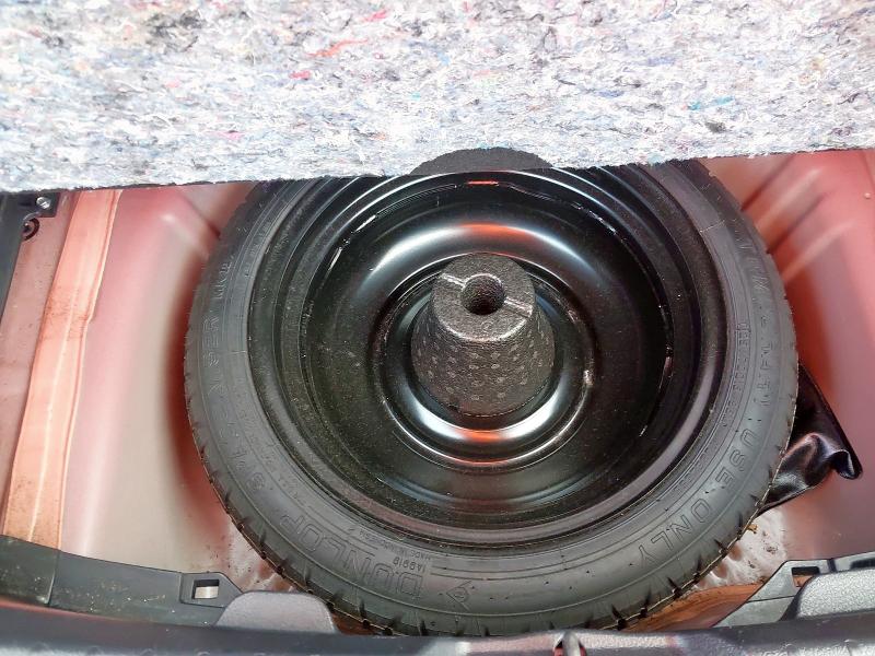 2016 TOYOTA YARIS DESI