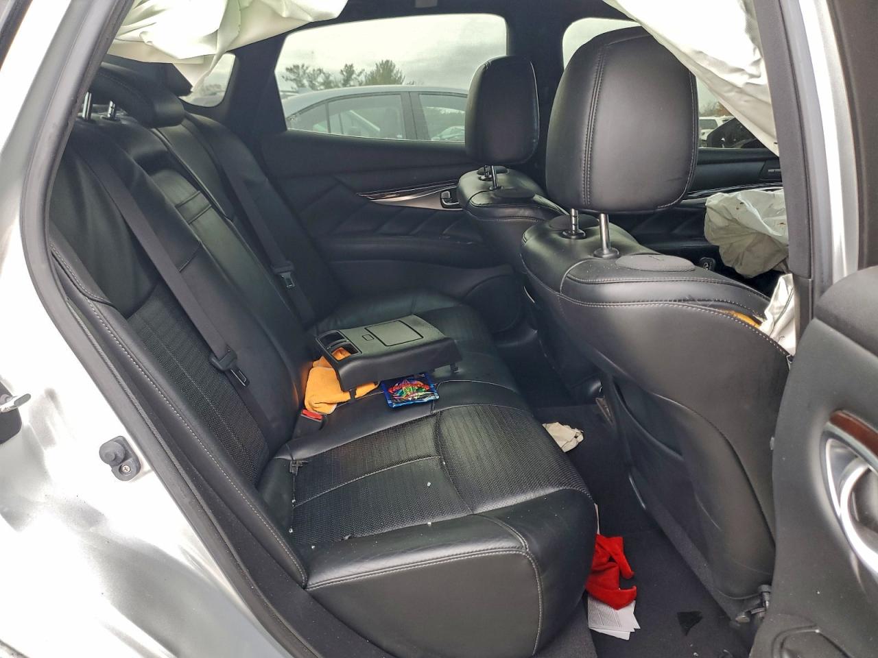 2016 Infiniti Q70 5.6 VIN: JN1AY1AP1GM100015 Lot: 94027375