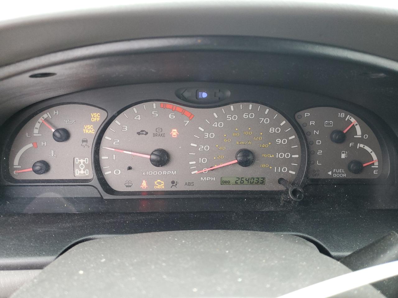 2004 Toyota Sequoia Sr5 VIN: 5TDBT44A54S222837 Lot: 93776985