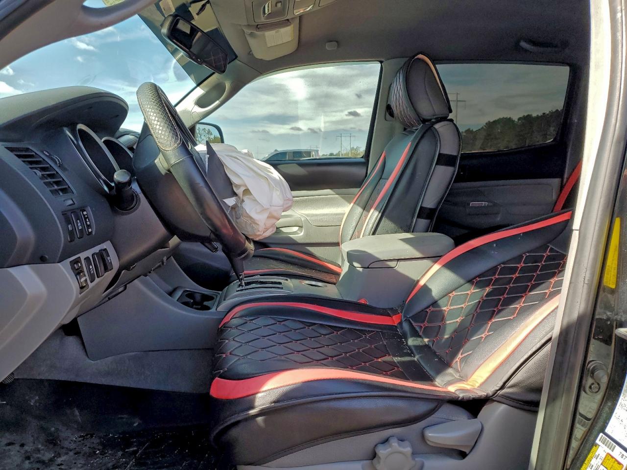 2010 Toyota Tacoma Double Cab Prerunner VIN: 3TMJU4GN8AM100198 Lot: 94033705