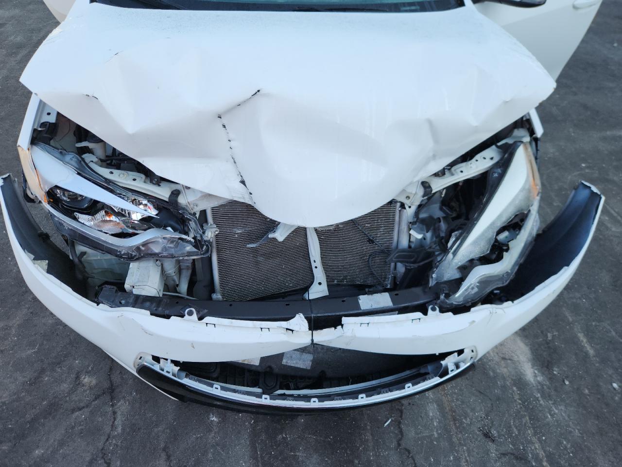 2015 Toyota Corolla L VIN: 2T1BURHE3FC389491 Lot: 92530805