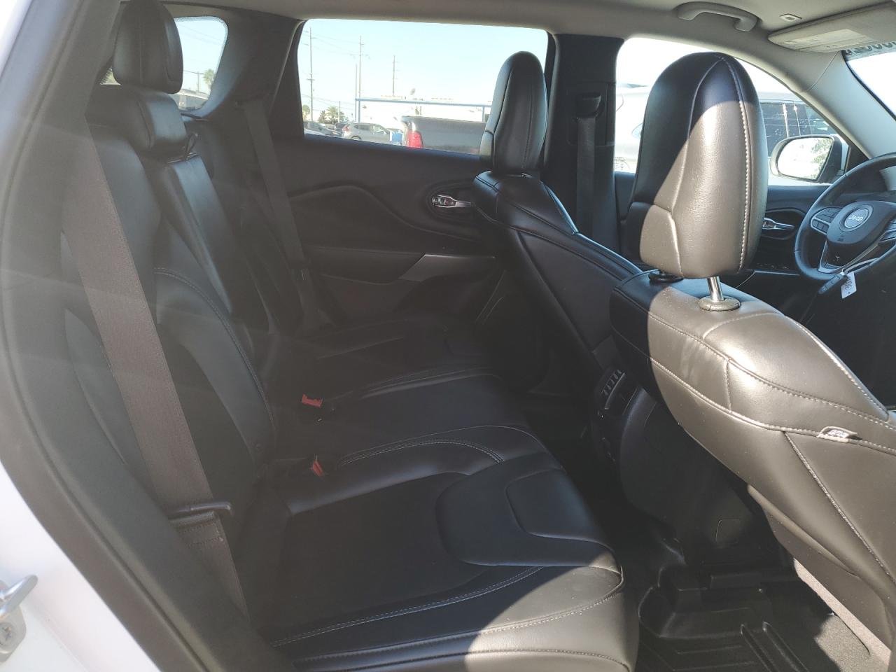 2019 Jeep Cherokee Latitude Plus VIN: 1C4PJMLX5KD441999 Lot: 93638825