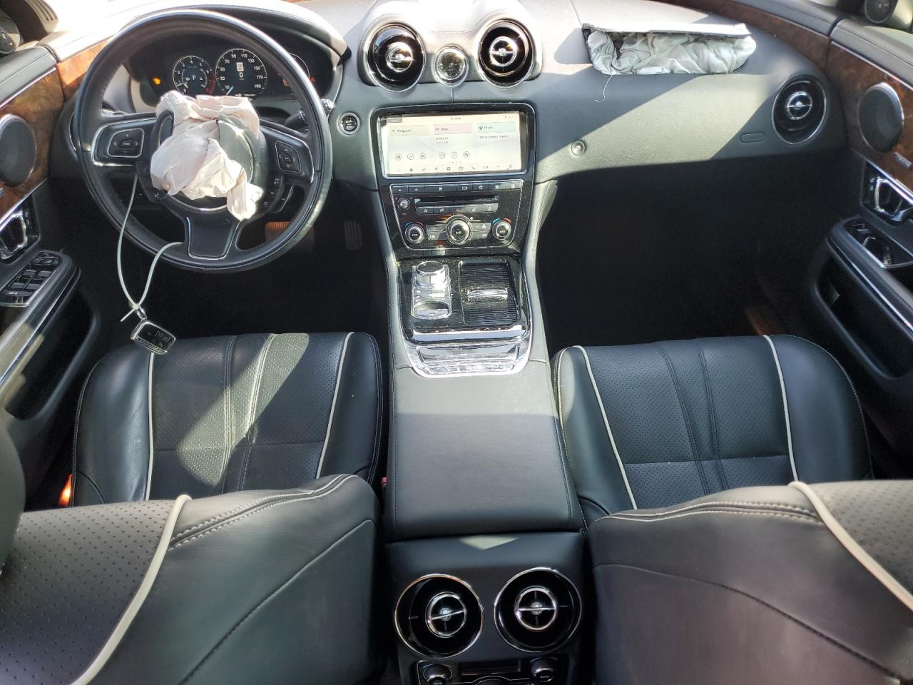 2019 Jaguar Xj R - Sport VIN: SAJWA1C72K8W21171 Lot: 93365265