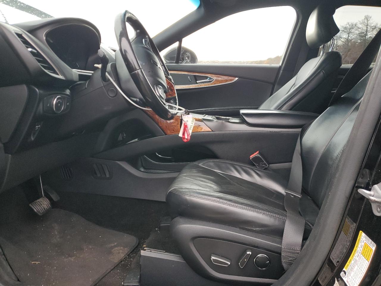 2016 Lincoln Mkx Reserve VIN: 2LMTJ8LR3GBL57703 Lot: 90629725