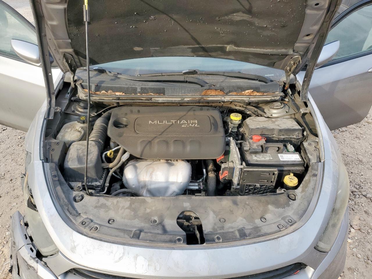 2015 Dodge Dart Sxt VIN: 1C3CDFBBXFD222618 Lot: 93268615