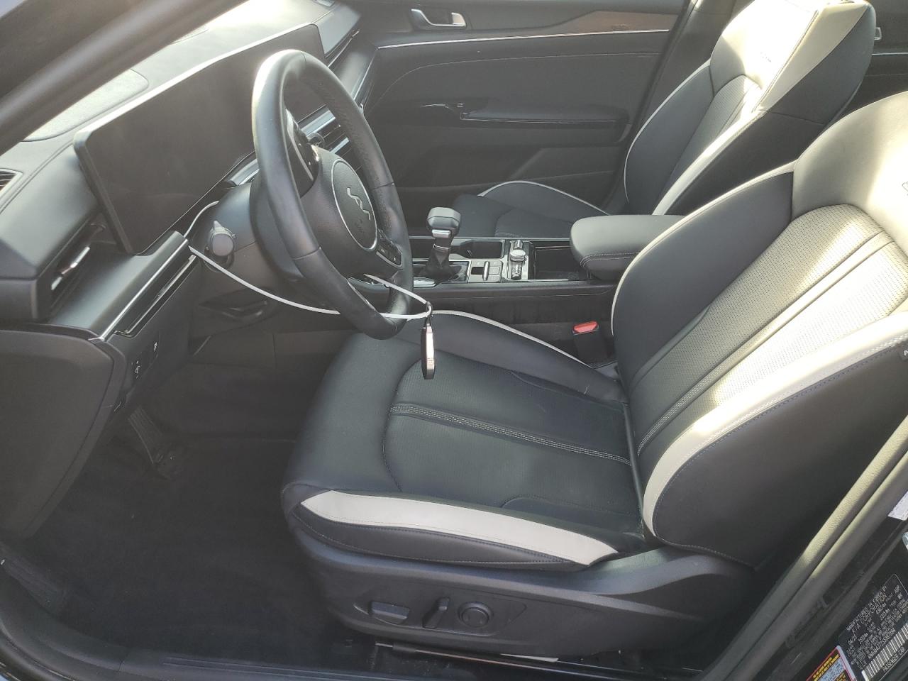 2025 Kia K5 Gt Line VIN: KNAG64J72S5387394 Lot: 93321825