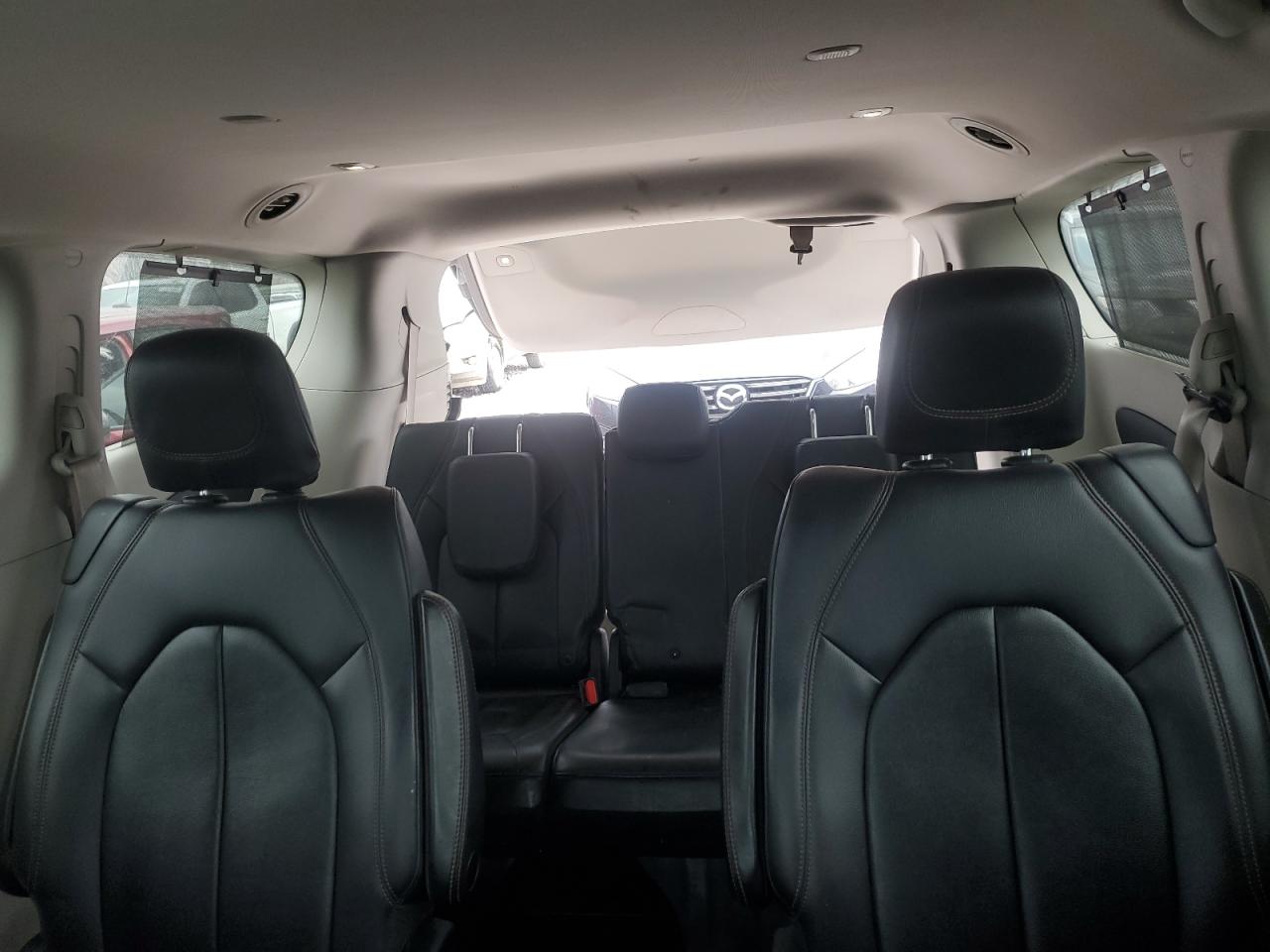 2017 Chrysler Pacifica Touring L VIN: 2C4RC1BG1HR747445 Lot: 90632915