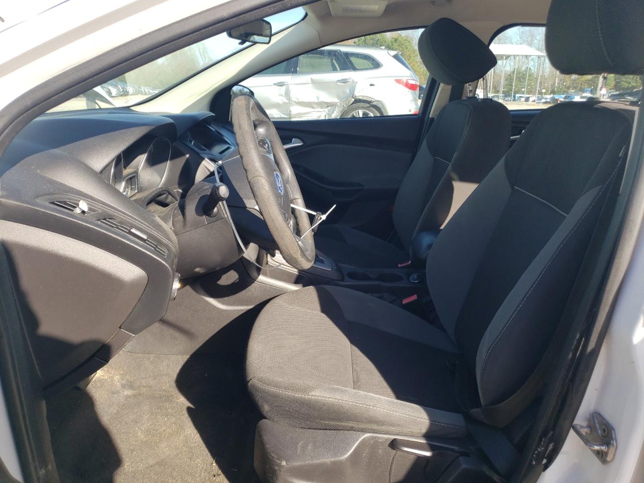 2013 Ford Focus Se VIN: 1FADP3K23DL111813 Lot: 92709405