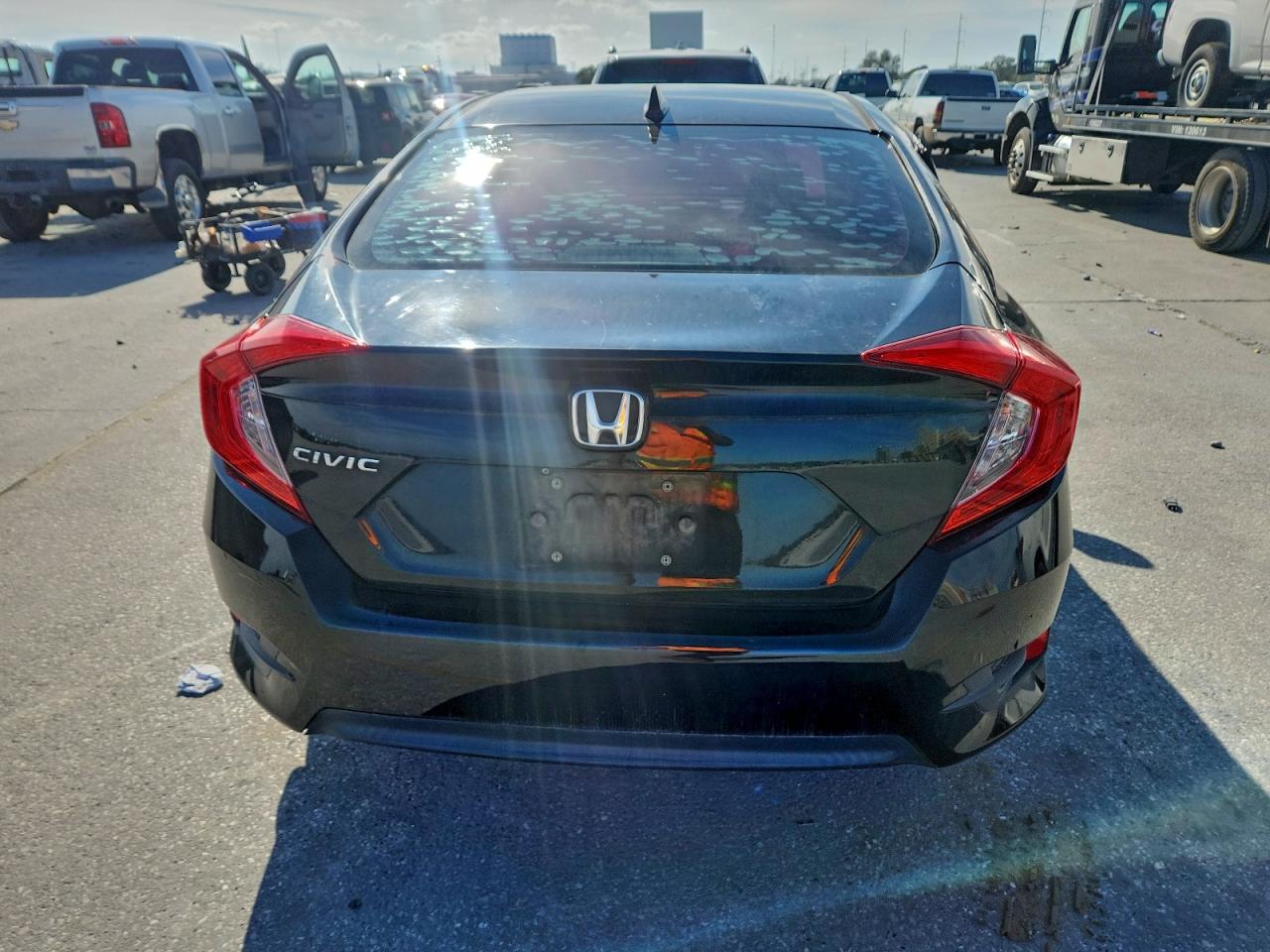 2018 Honda Civic Ex VIN: 19XFC2F70JE003166 Lot: 94746485