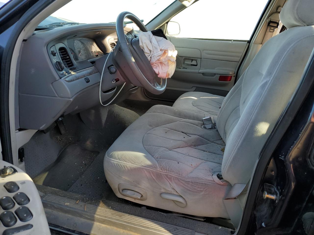 1999 Ford Crown Victoria VIN: 2FAFP73W0XX160640 Lot: 93149175