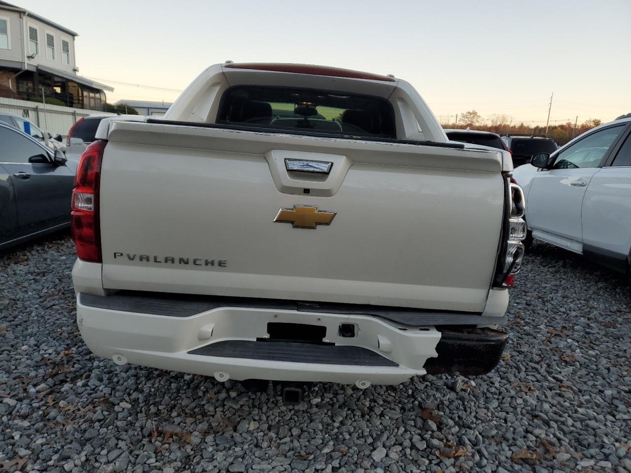 2013 Chevrolet Avalanche Ltz VIN: 3GNTKGE70DG246867 Lot: 93007975