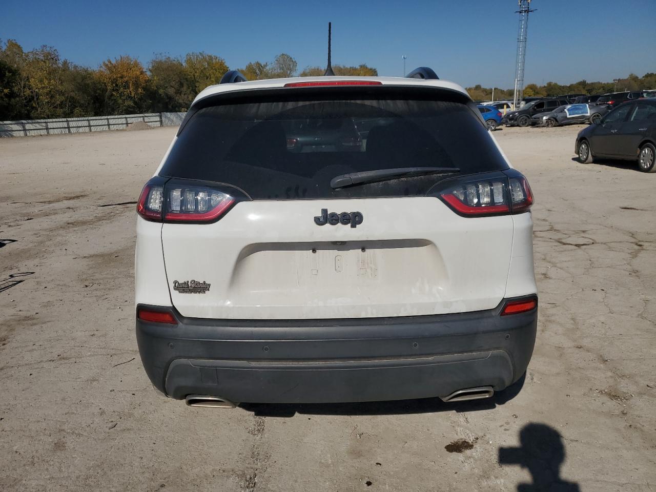 2019 Jeep Cherokee Latitude Plus VIN: 1C4PJLLX7KD300927 Lot: 91231065