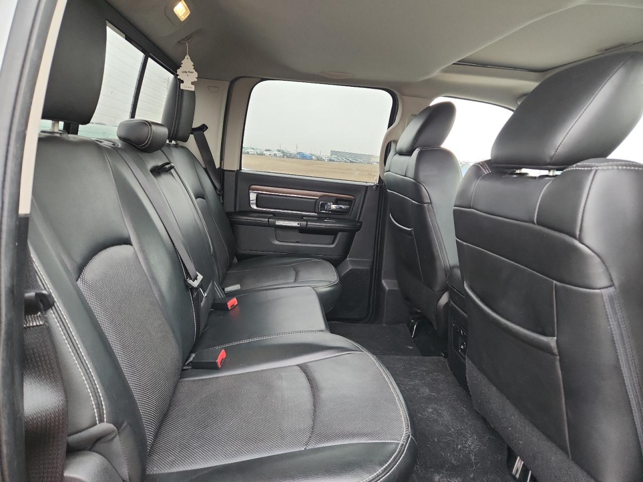 2013 Ram 1500 Laramie VIN: 1C6RR7VTXDS688521 Lot: 93211685