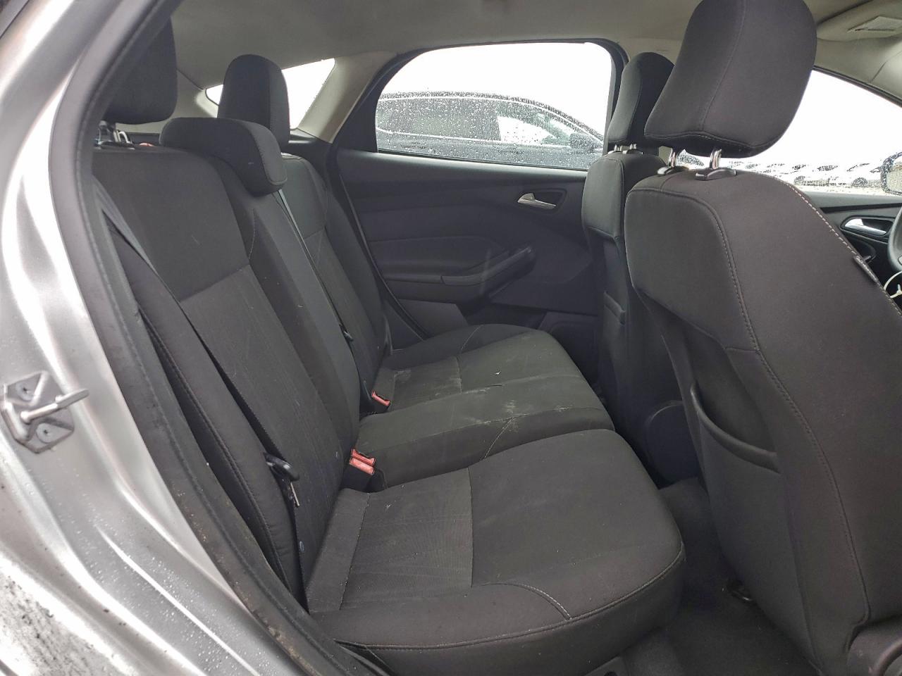 2016 Ford Focus Se VIN: 1FADP3K25GL306350 Lot: 92730965