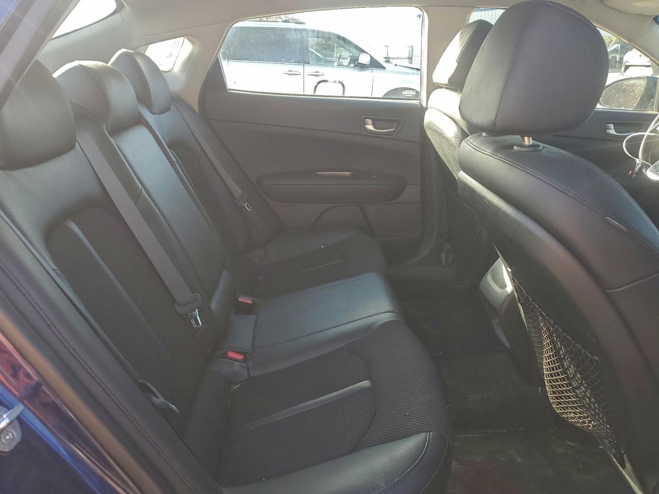 2019 Kia Optima Lx VIN: 5XXGT4L37KG304303 Lot: 94065055