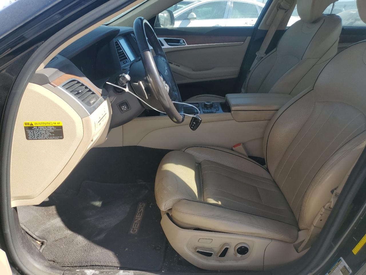 2016 Hyundai Genesis 3.8L VIN: KMHGN4JE8GU115719 Lot: 92644095