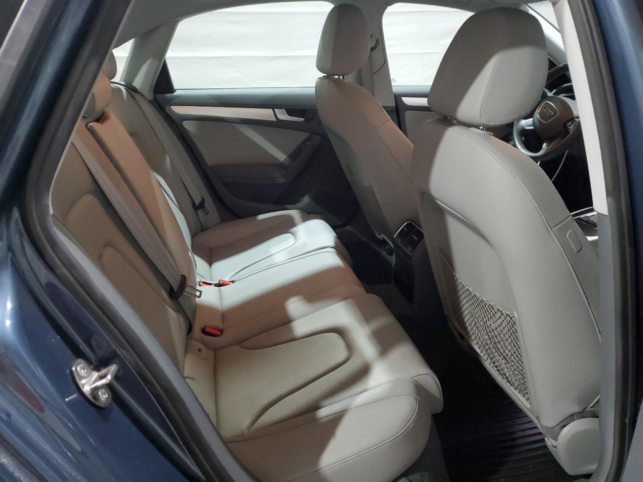 2015 Audi A4 Premium VIN: WAUBFAFL2FN021956 Lot: 90920995