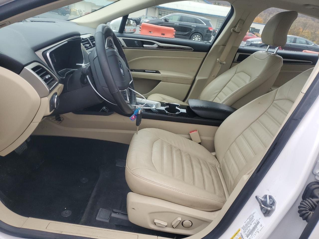 2016 Ford Fusion Se Hybrid VIN: 3FA6P0LU0GR374743 Lot: 92033345