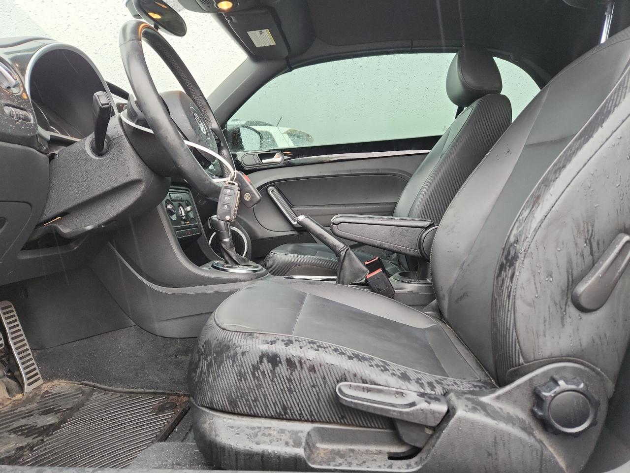 2013 Volkswagen Beetle Turbo VIN: 3VW767AT2DM813791 Lot: 93301065