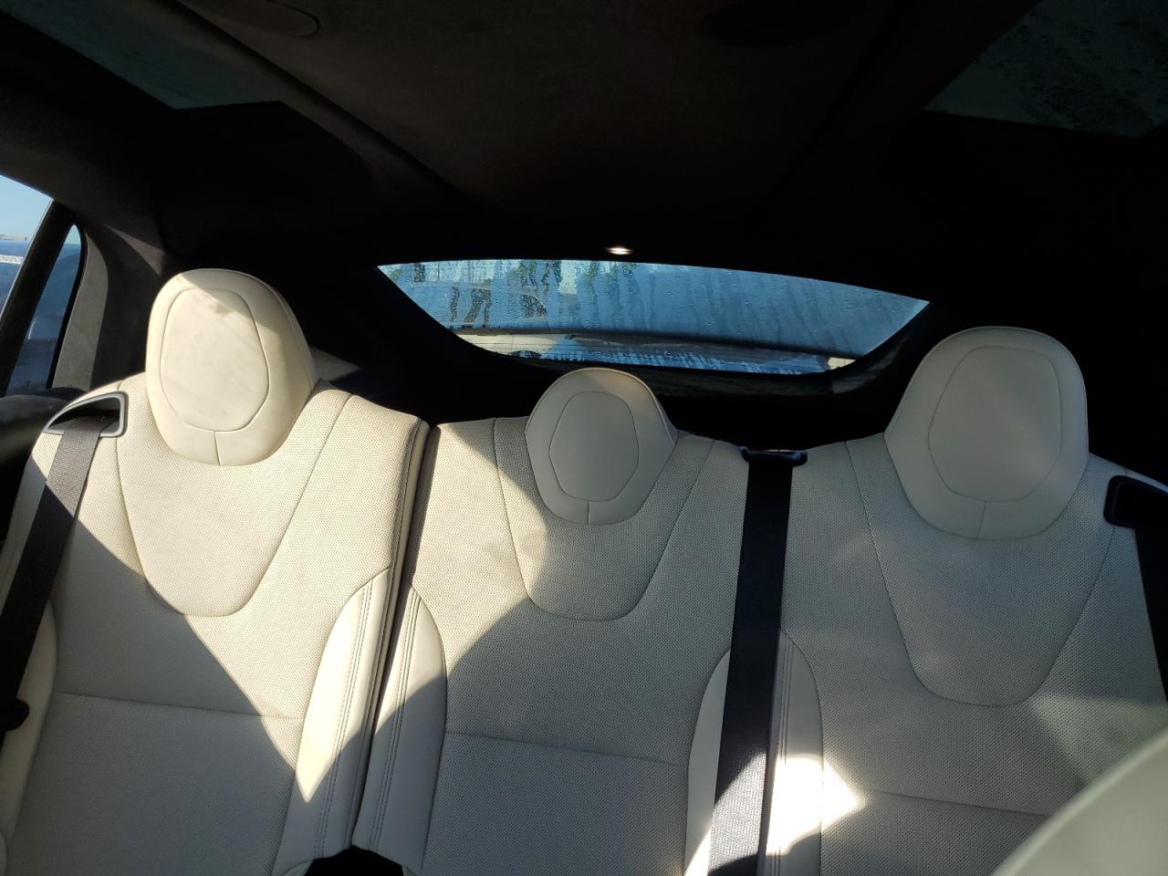 2022 Tesla Model X VIN: 7SAXCDE57NF345653 Lot: 92273515