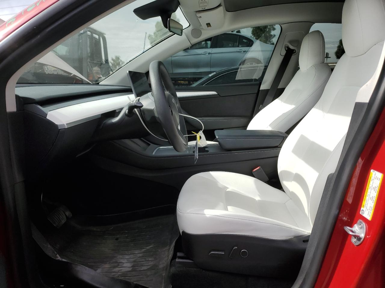 2023 Tesla Model Y VIN: 7SAYGDEE0PF623322 Lot: 92566845