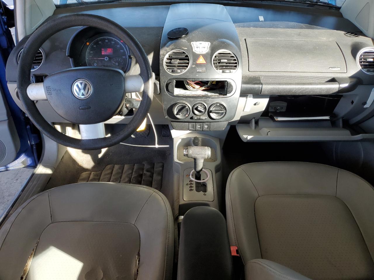 2008 Volkswagen New Beetle S VIN: 3VWPW31C98M521327 Lot: 91097225