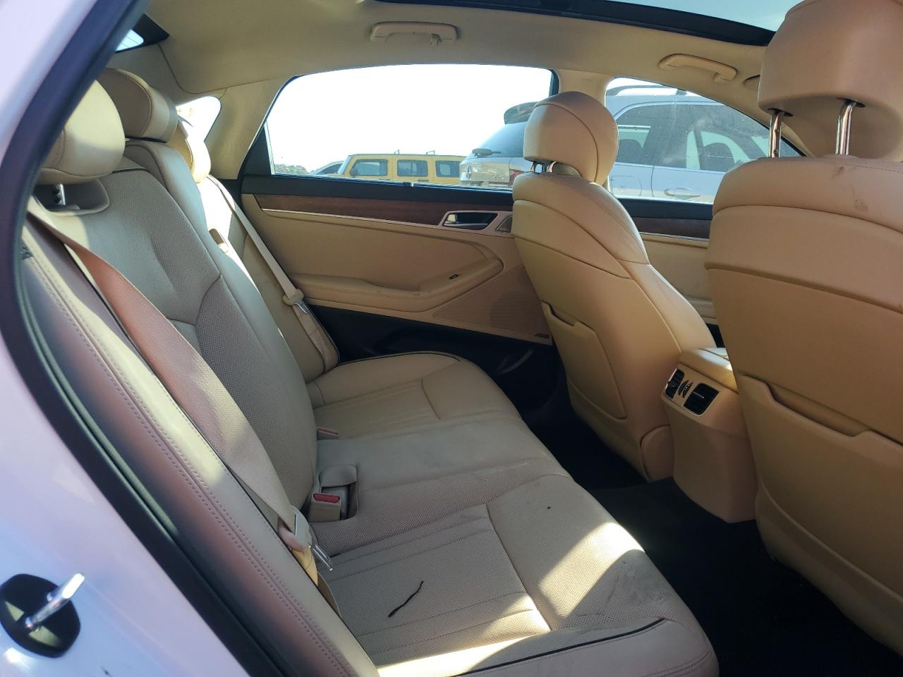 2018 Genesis G80 Base VIN: KMHGN4JE4JU242393 Lot: 93187805