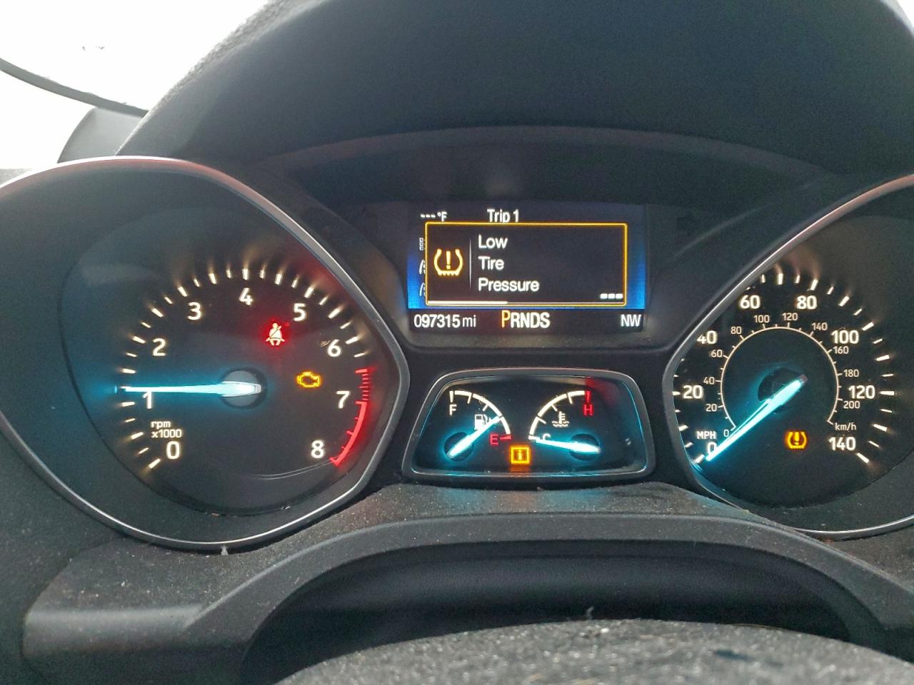 2017 Ford Escape Se VIN: 1FMCU9GD4HUD43344 Lot: 94722185