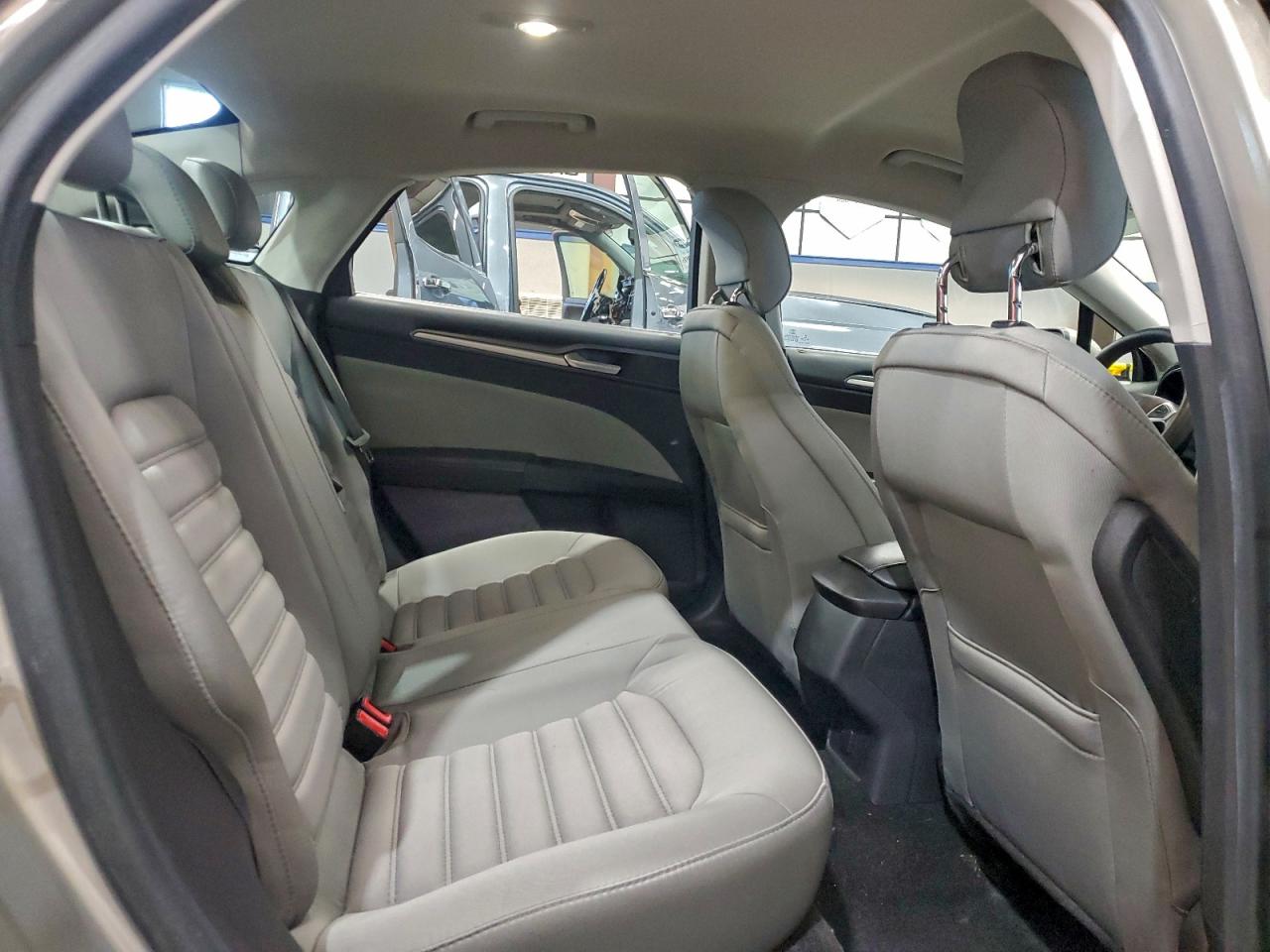 2015 Ford Fusion S VIN: 3FA6P0G70FR117665 Lot: 94160835