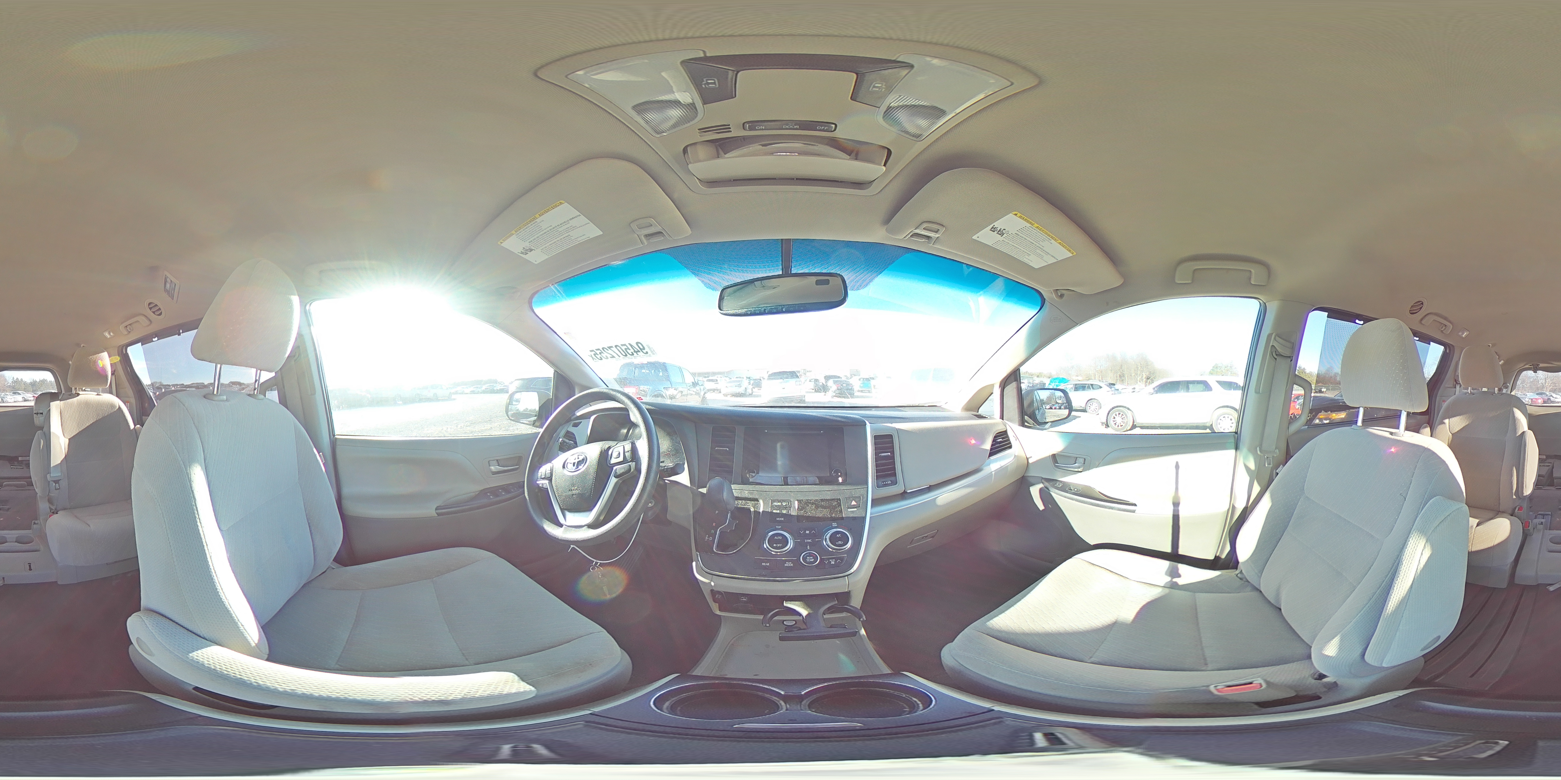 2017 Toyota Sienna Le VIN: 5TDKZ3DC2HS893432 Lot: 94507255