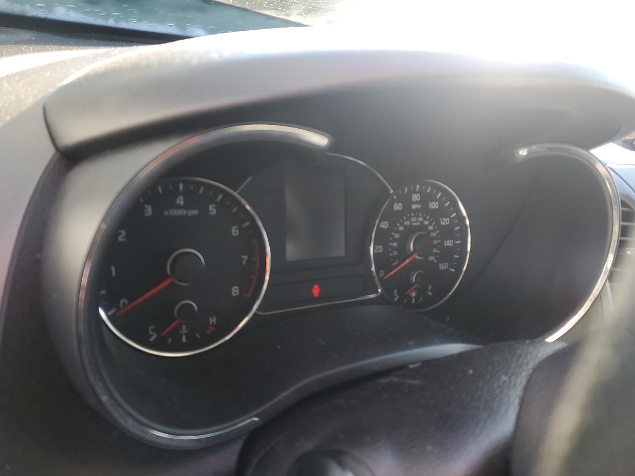 2018 Kia Forte Lx VIN: 3KPFK4A73JE185077 Lot: 92277085