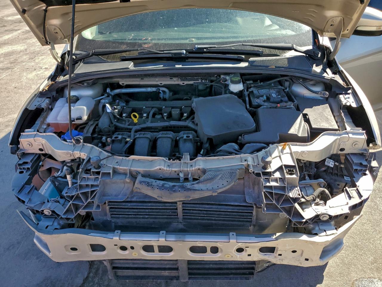 2017 Ford Focus Se VIN: 1FADP3F23HL332036 Lot: 94118245