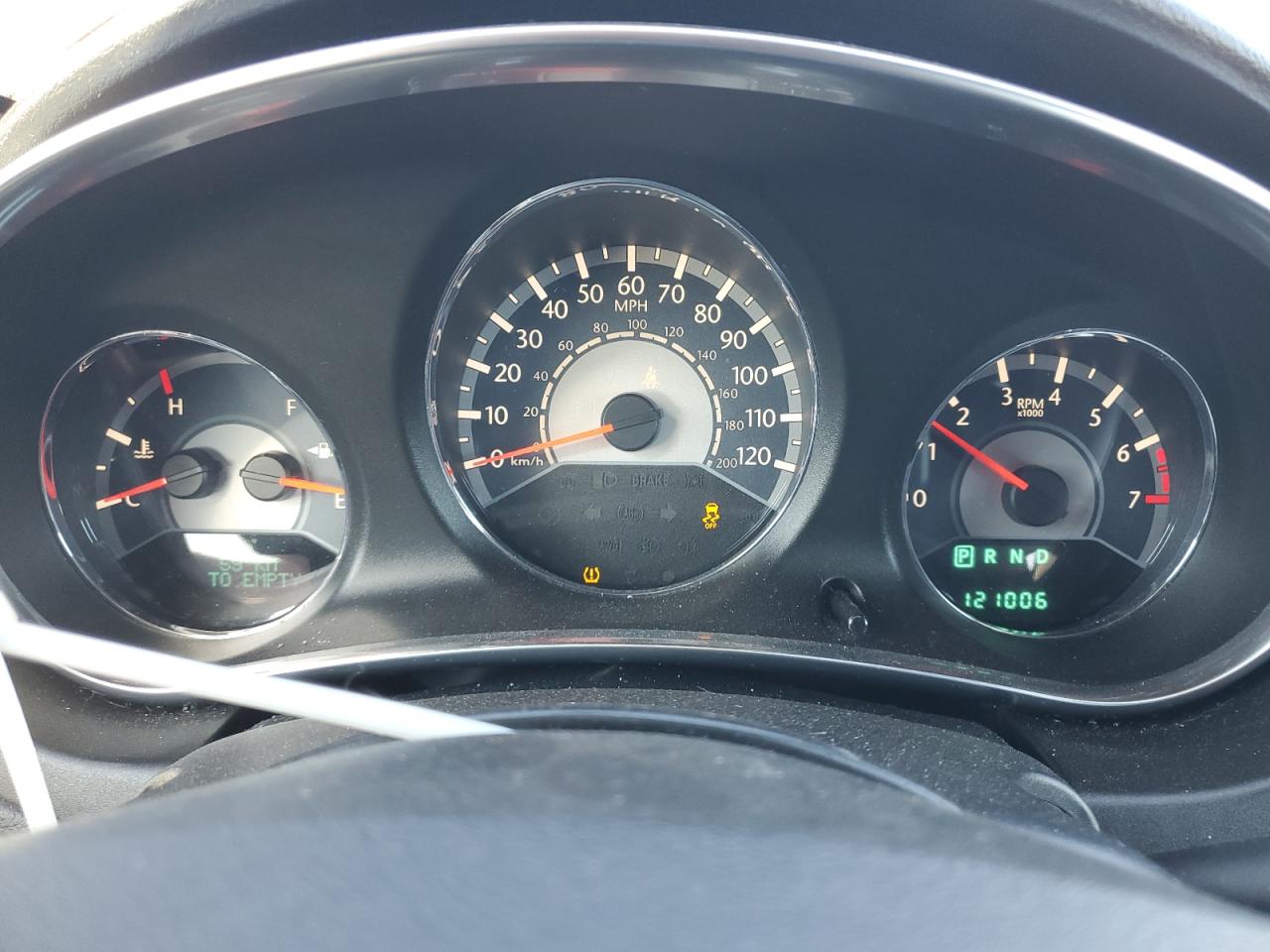 2013 Chrysler 200 Touring VIN: 1C3BCBEG1DN614683 Lot: 92013755