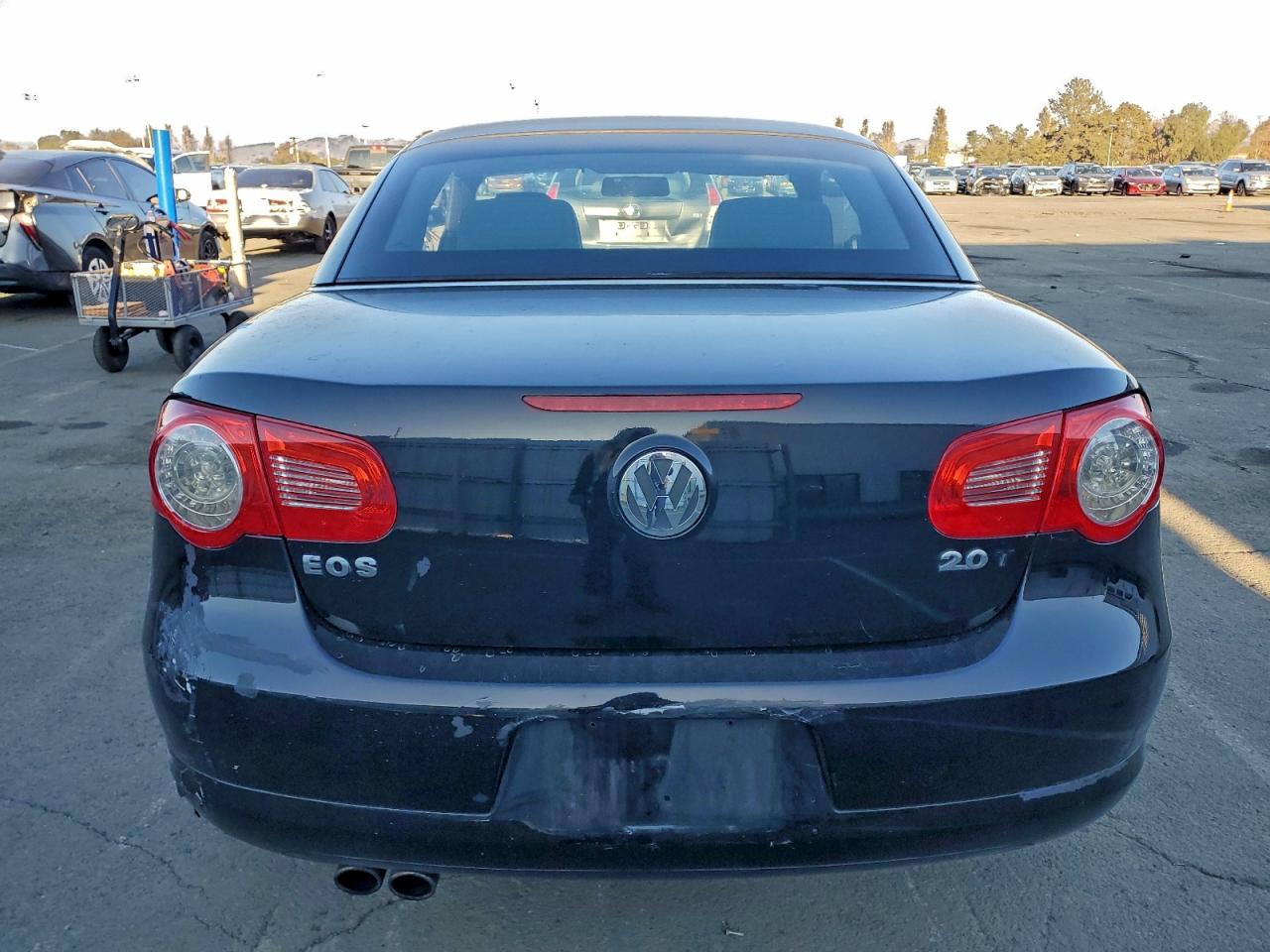 2010 Volkswagen Eos Turbo VIN: WVWAA7AH8AV016188 Lot: 94525235