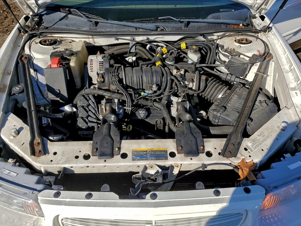 2004 Buick Regal Ls VIN: 2G4WB52K941228195 Lot: 93391575