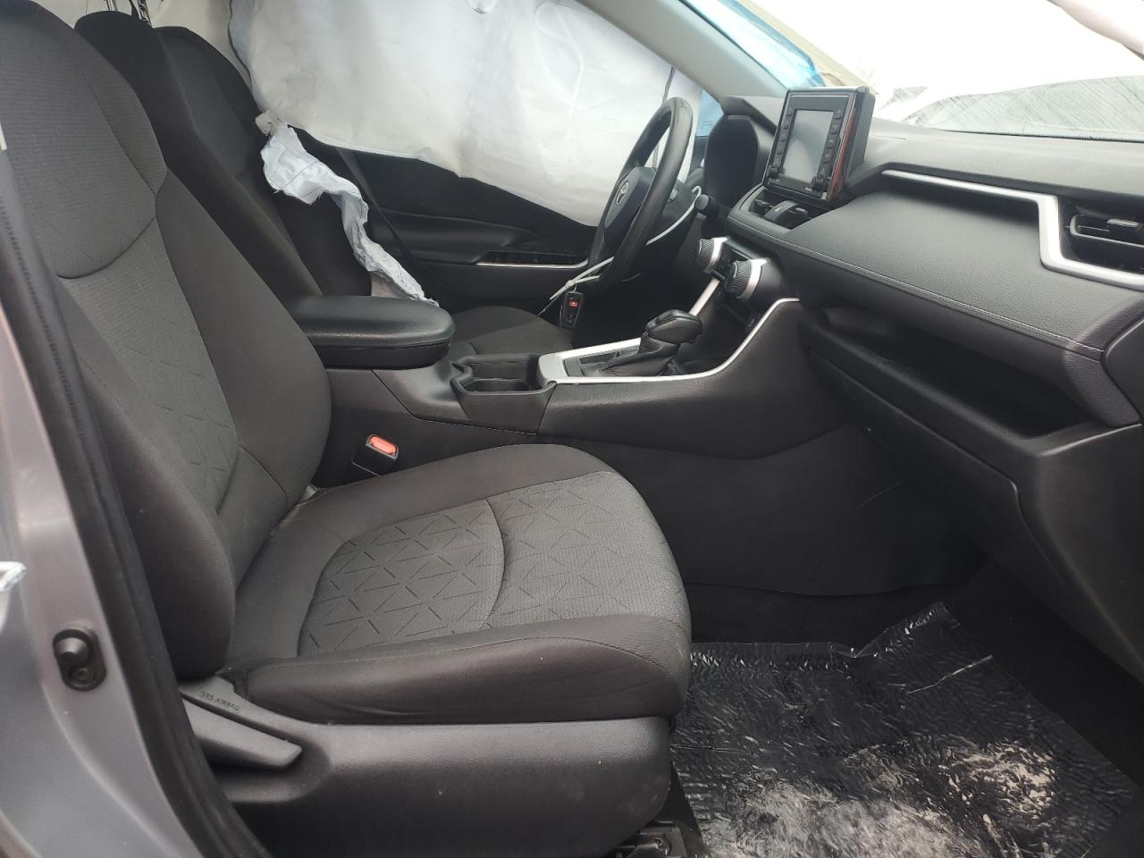 2021 Toyota Rav4 Xle VIN: 2T3W1RFV8MC139164 Lot: 90336215