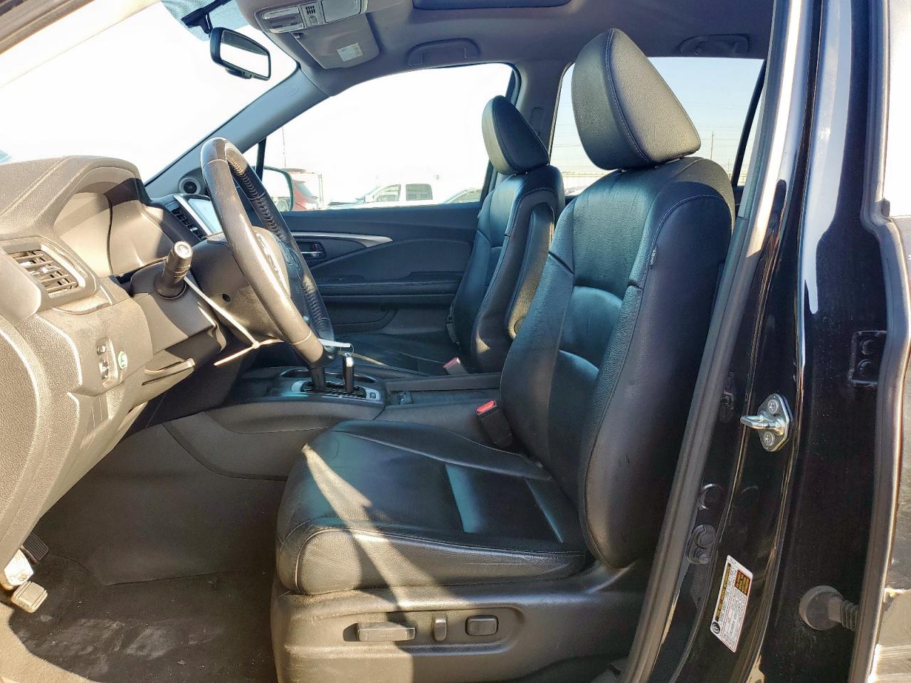 2017 Honda Pilot Exln VIN: 5FNYF5H71HB000229 Lot: 91993725