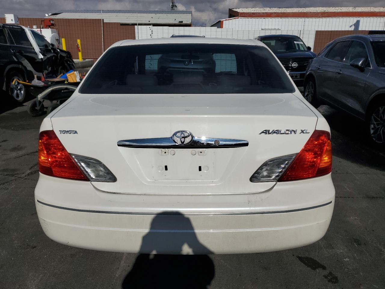 2002 Toyota Avalon Xl VIN: 4T1BF28B12U263582 Lot: 92755195