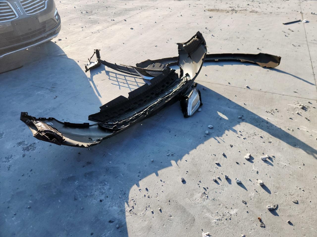 2018 Kia Niro Ex VIN: KNDCC3LC1J5145662 Lot: 93435595